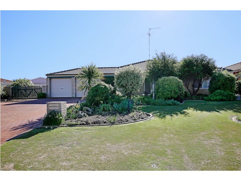 5 Calypso Road, Halls Head WA 6210