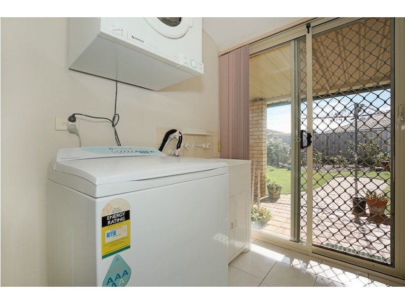 5 Calypso Road, Halls Head WA 6210