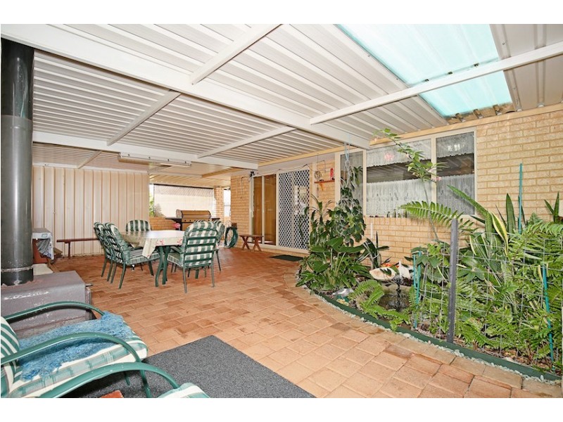 5 Calypso Road, Halls Head WA 6210