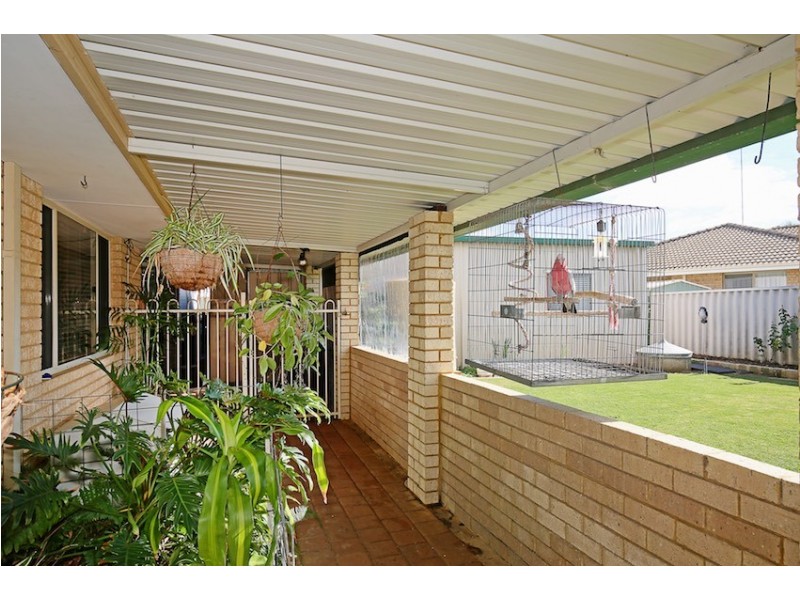 5 Calypso Road, Halls Head WA 6210