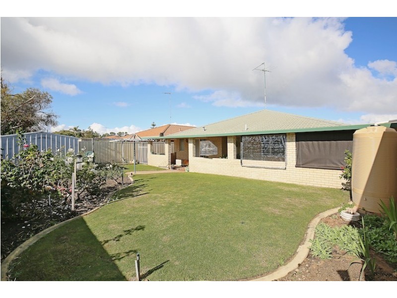 5 Calypso Road, Halls Head WA 6210
