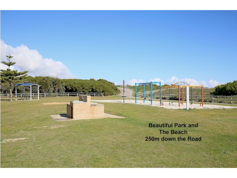 5 Calypso Road, Halls Head WA 6210