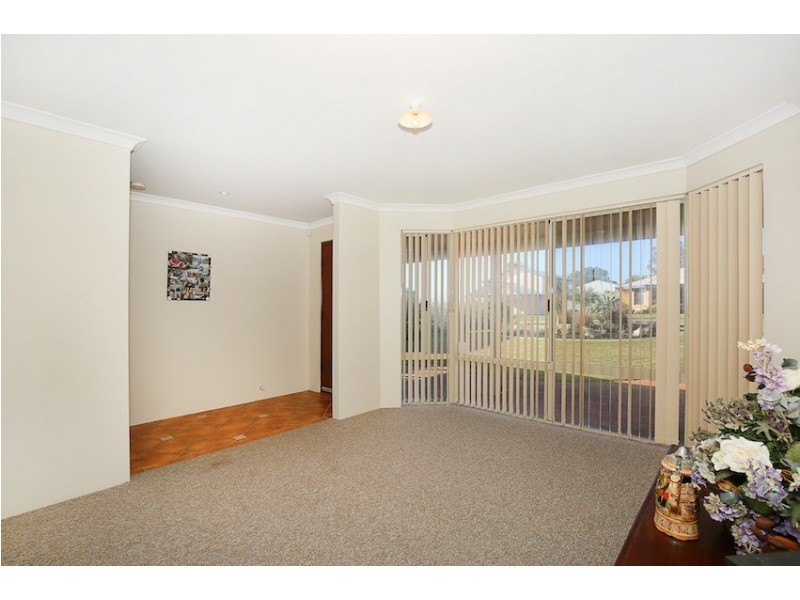 6 Pioneer Court, Bouvard WA 6211