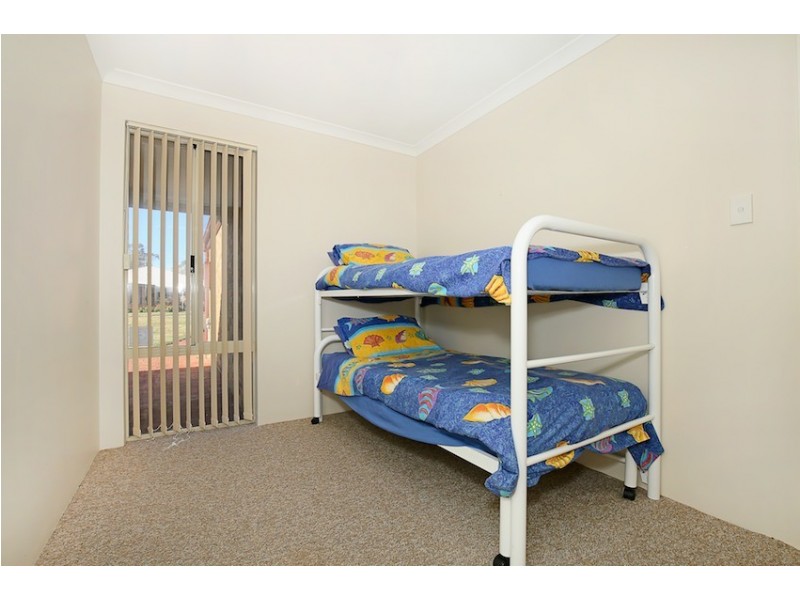 6 Pioneer Court, Bouvard WA 6211