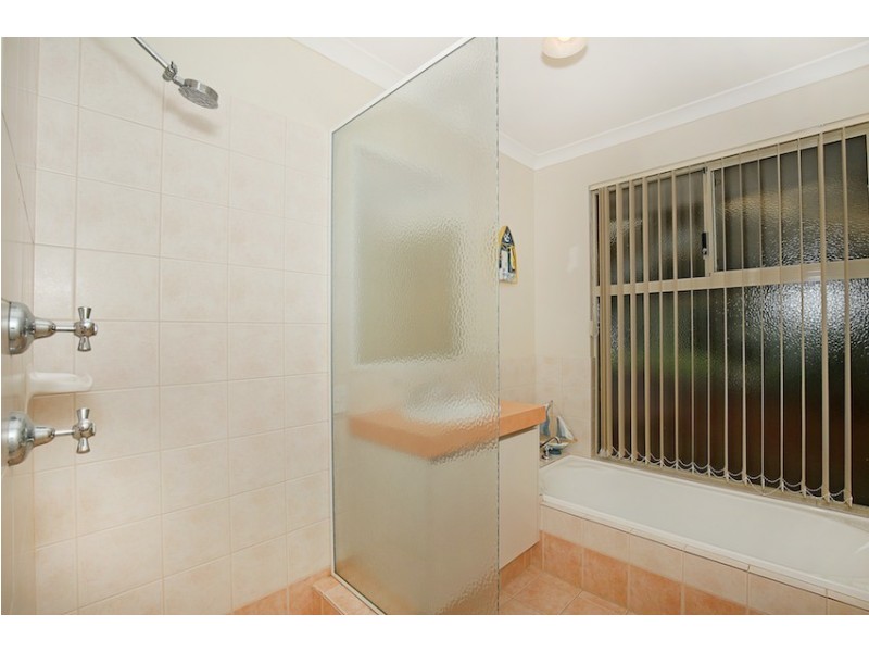 6 Pioneer Court, Bouvard WA 6211