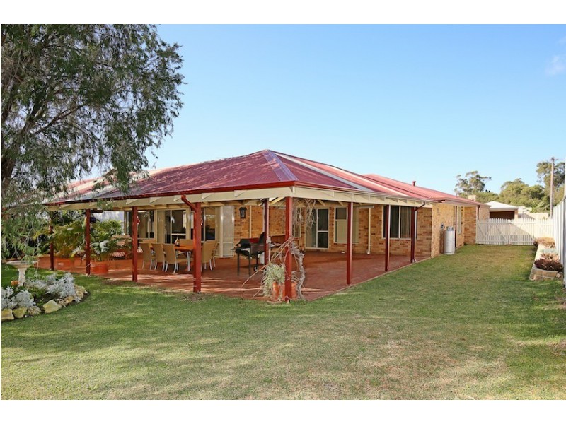 6 Pioneer Court, Bouvard WA 6211