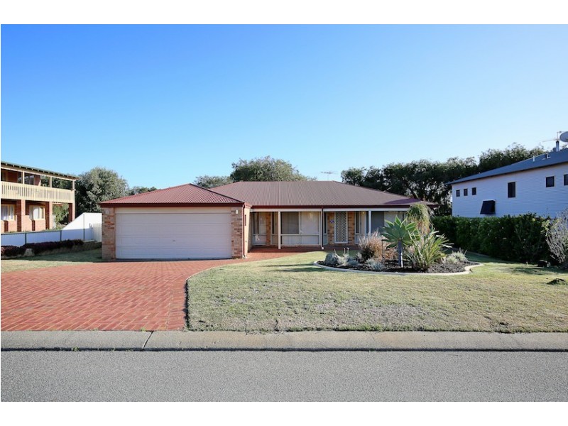6 Pioneer Court, Bouvard WA 6211
