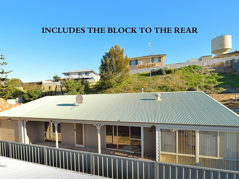 64A Janis Street, Halls Head WA 6210