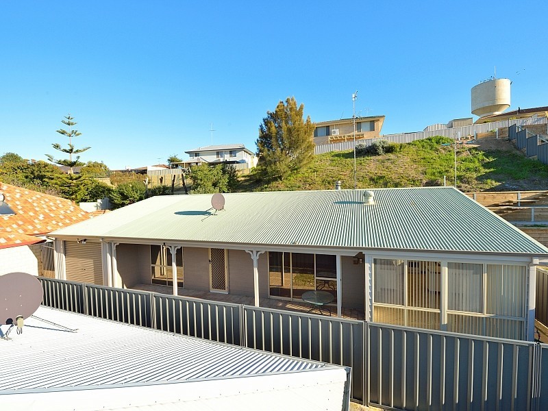 64A Janis Street, Halls Head WA 6210