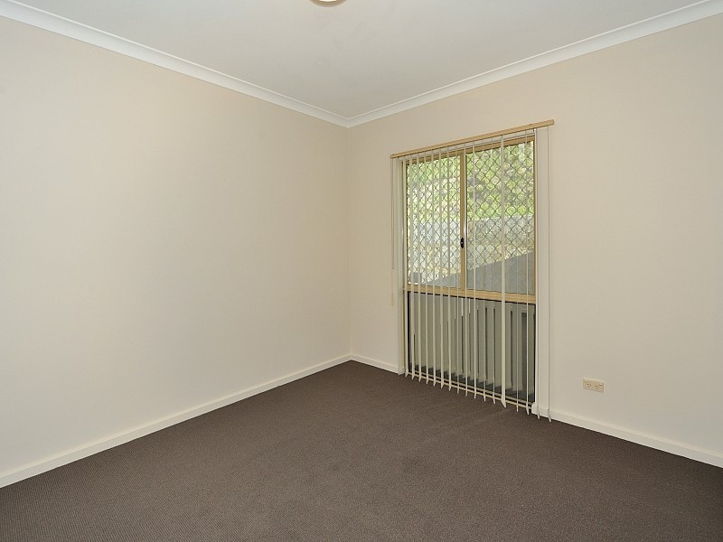 64A Janis Street, Halls Head WA 6210