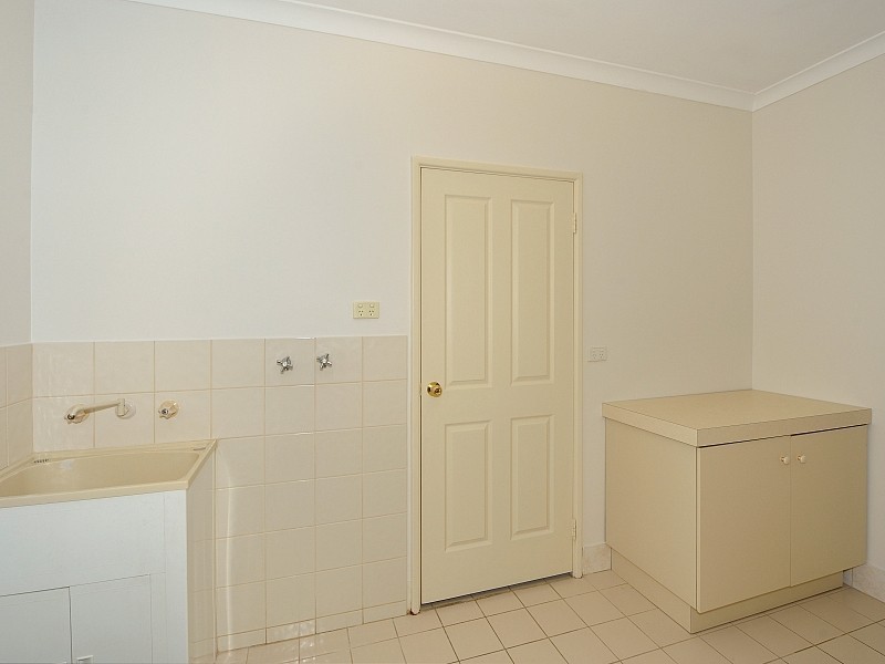 64A Janis Street, Halls Head WA 6210