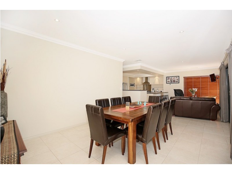 67 Darwin Terrace, Dudley Park WA 6210