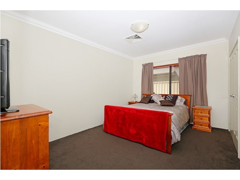 67 Darwin Terrace, Dudley Park WA 6210