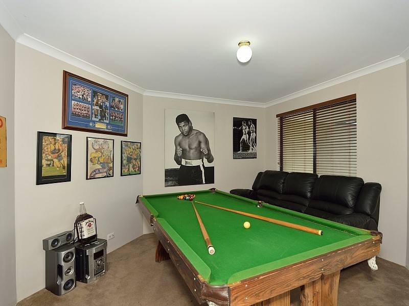 4 Goldseeker Loop, Ravenswood WA 6208