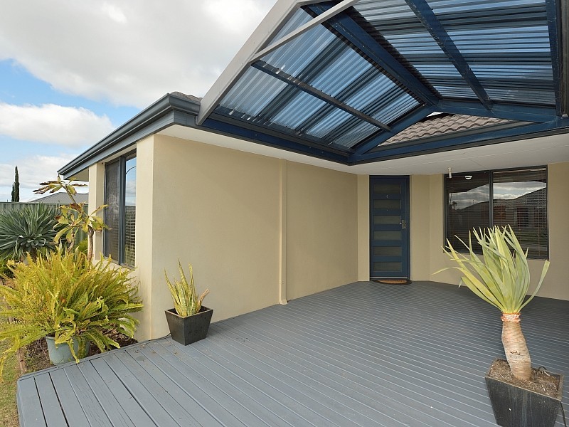 4 Goldseeker Loop, Ravenswood WA 6208