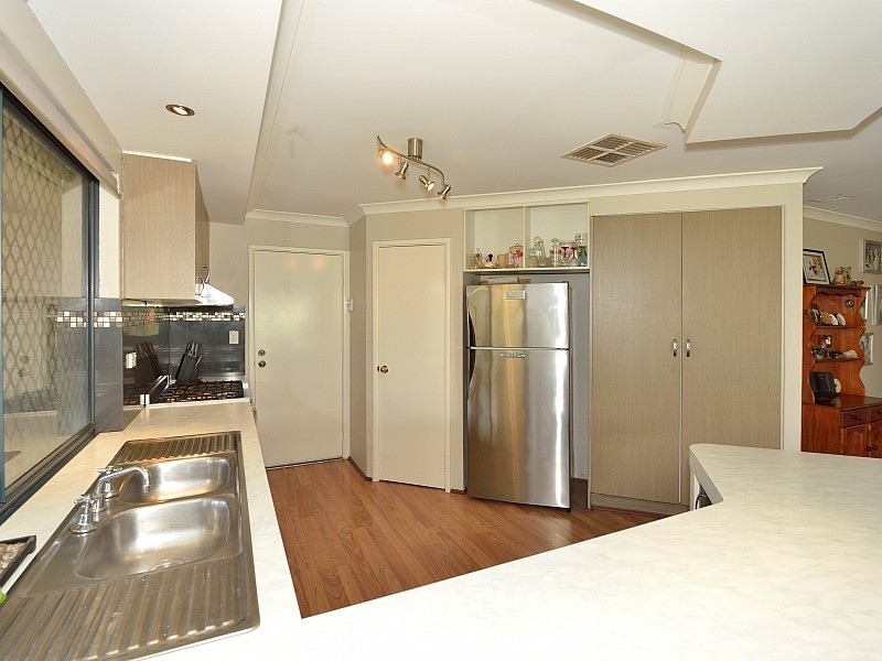 4 Goldseeker Loop, Ravenswood WA 6208