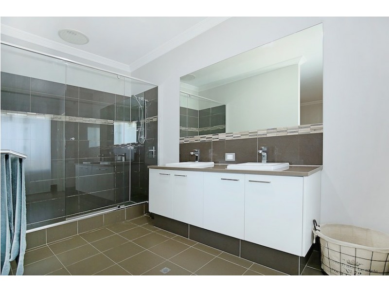 33 Britawast Road, Madora Bay WA 6210