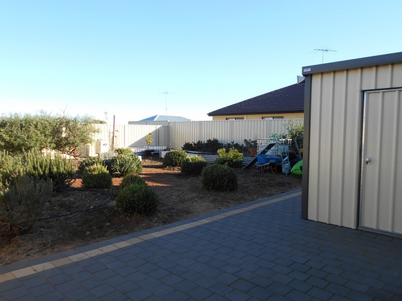 6 Kukerin Way, Dawesville WA 6211