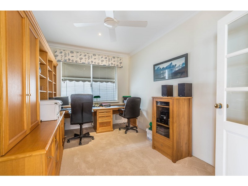 14 Bermuda Place, Halls Head WA 6210