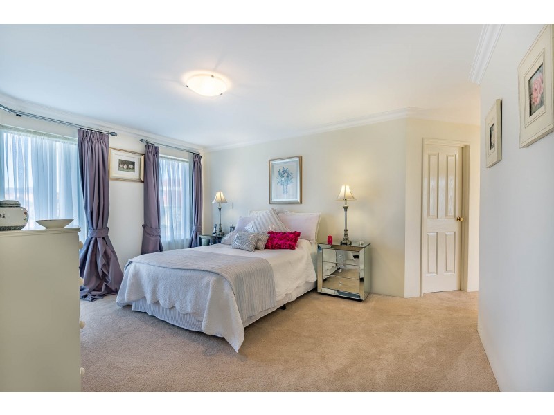 14 Bermuda Place, Halls Head WA 6210