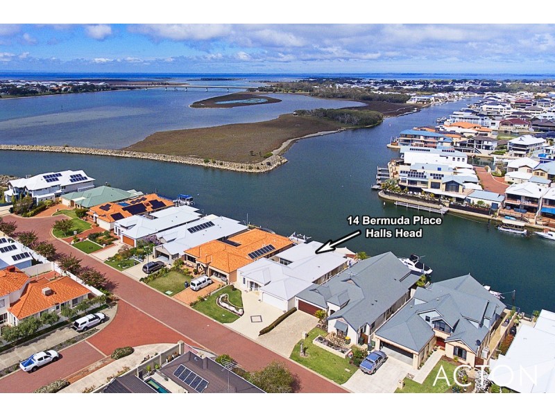 14 Bermuda Place, Halls Head WA 6210
