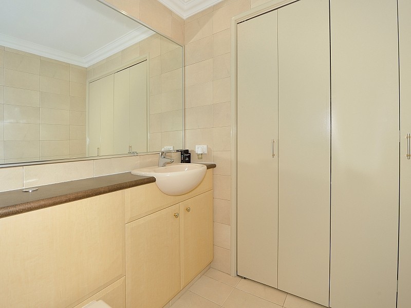 29/37 Dolphin Drive, Mandurah WA 6210