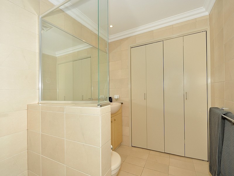 29/37 Dolphin Drive, Mandurah WA 6210