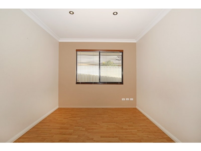 14 Albina Chase, Lakelands WA 6180