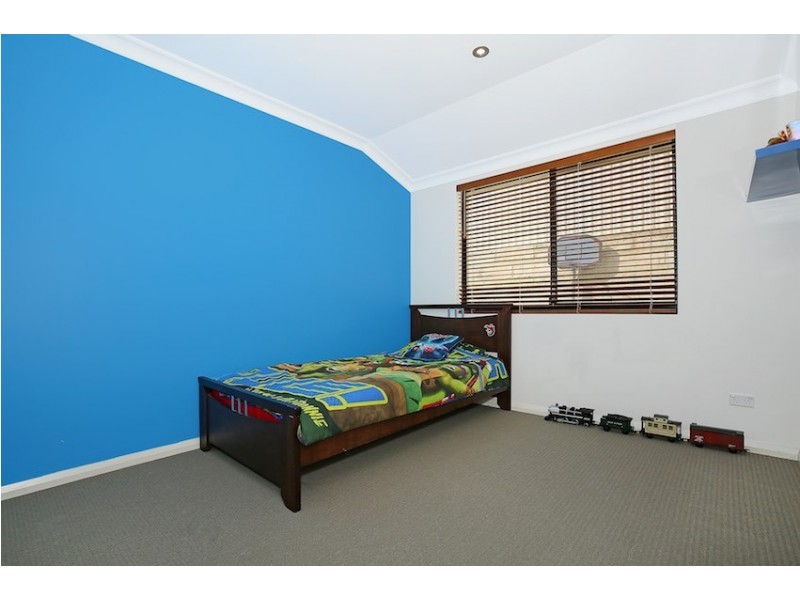 14 Albina Chase, Lakelands WA 6180