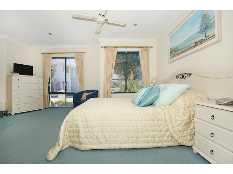 9 Vixen Close, Erskine WA 6210