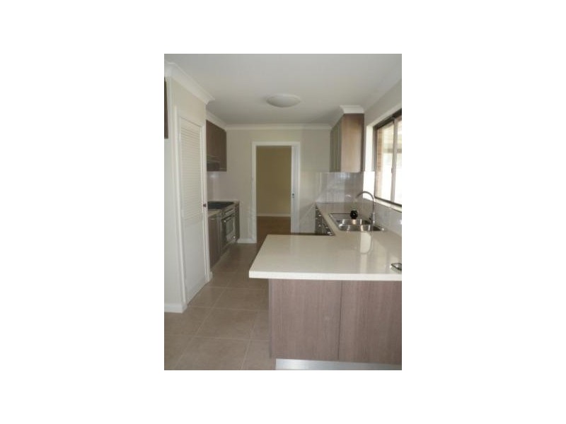 4 Hickman Road, Silver Sands WA 6210