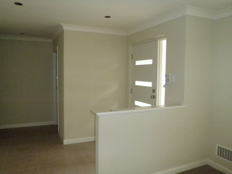 4 Hickman Road, Silver Sands WA 6210