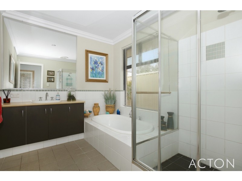 14 Magellan Vista, Dudley Park WA 6210