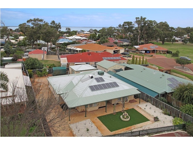 9 Macquarie Drive, Coodanup WA 6210