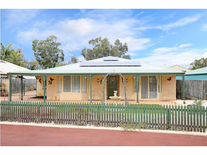 9 Macquarie Drive, Coodanup WA 6210