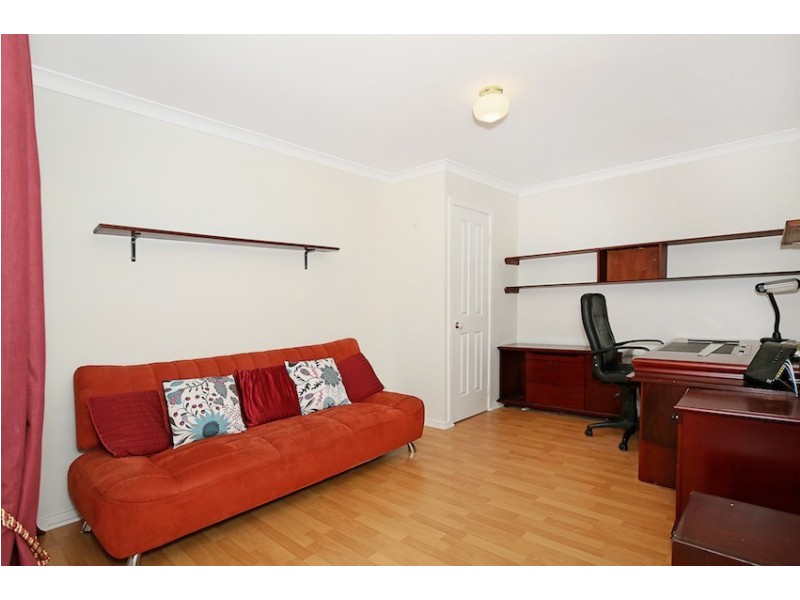 9 Macquarie Drive, Coodanup WA 6210