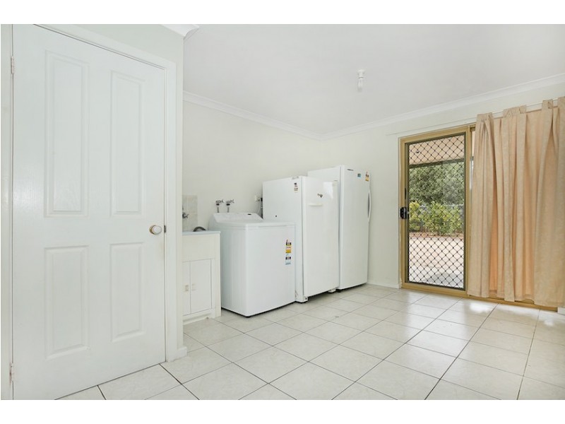 9 Macquarie Drive, Coodanup WA 6210