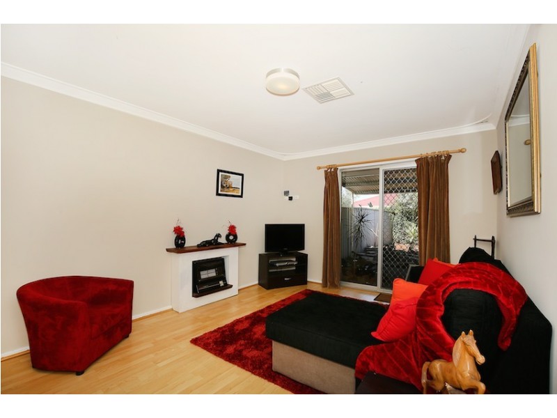 Unit 8/2 Uldina PLace, Pinjarra WA 6208