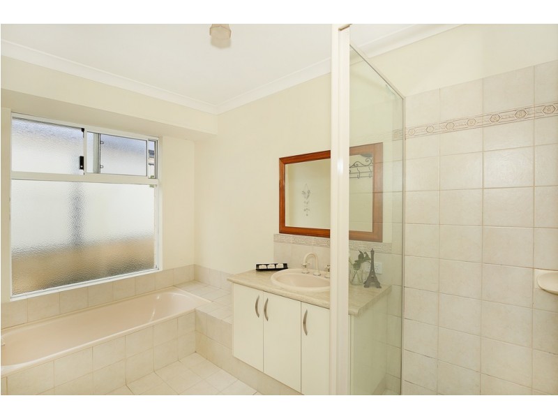 20 Portrush Parade, Meadow Springs WA 6210