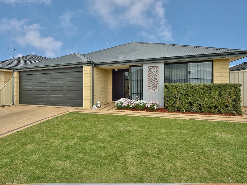 21 Highcliffe Circle, Lakelands WA 6180