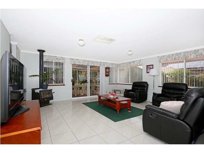 14 Regent Drive, Wannanup WA 6210