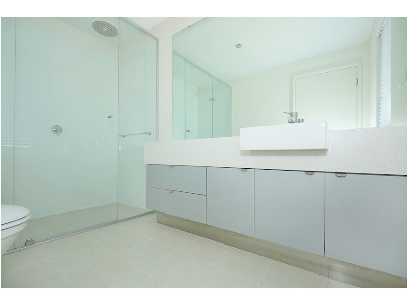 16 Middleton Loop, Meadow Springs WA 6210