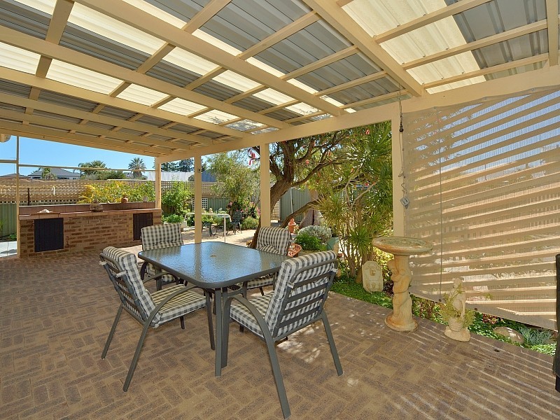 12 Priam Road, Silver Sands WA 6210