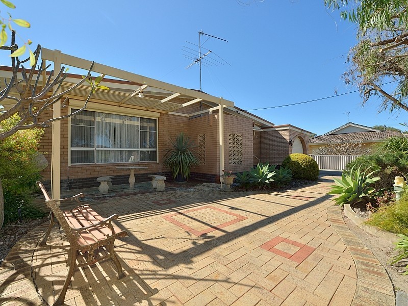 12 Priam Road, Silver Sands WA 6210