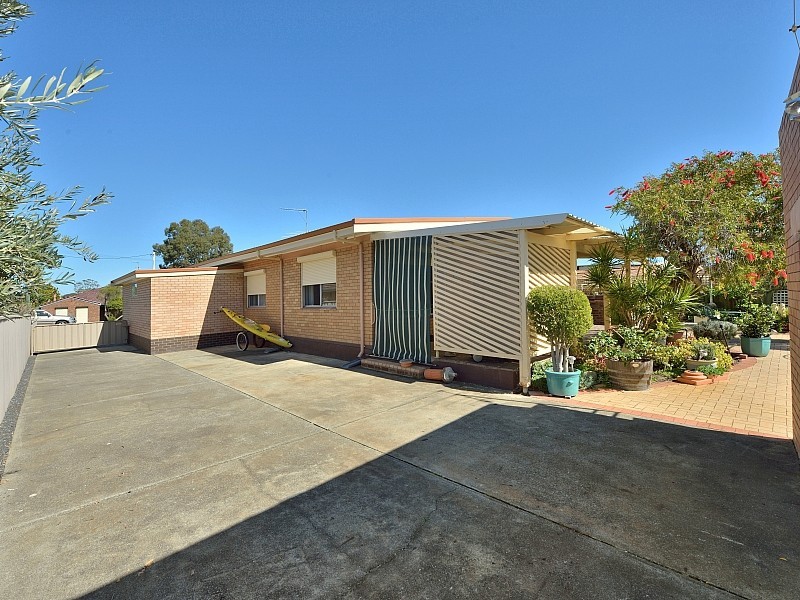 12 Priam Road, Silver Sands WA 6210