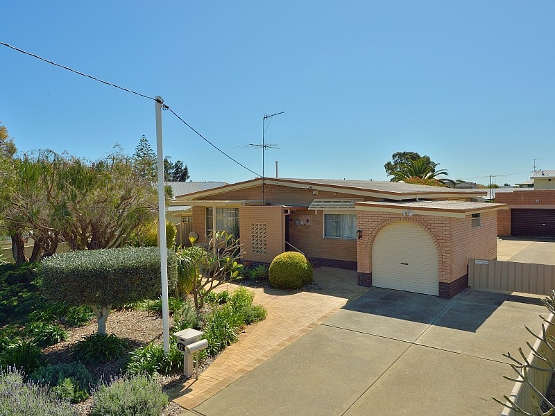 12 Priam Road, Silver Sands WA 6210