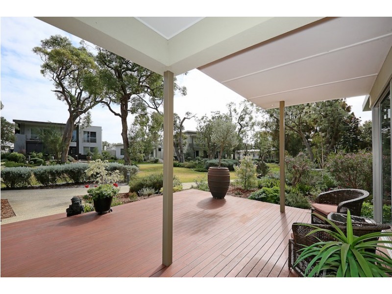 31 Whimbrel Crescent, Mandurah WA 6210