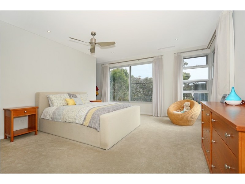 31 Whimbrel Crescent, Mandurah WA 6210