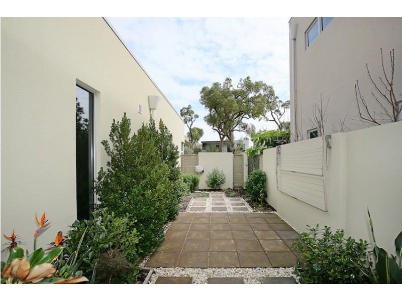 31 Whimbrel Crescent, Mandurah WA 6210