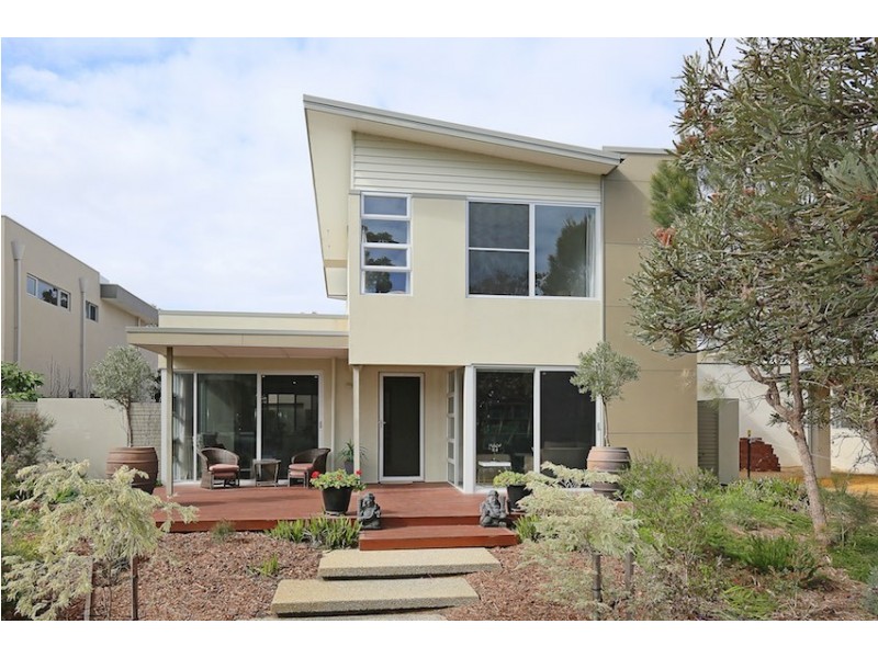 31 Whimbrel Crescent, Mandurah WA 6210